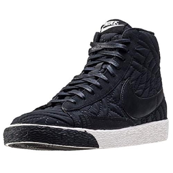 Nike Shoes - NIKE BLAZER MID PREMIUM SE